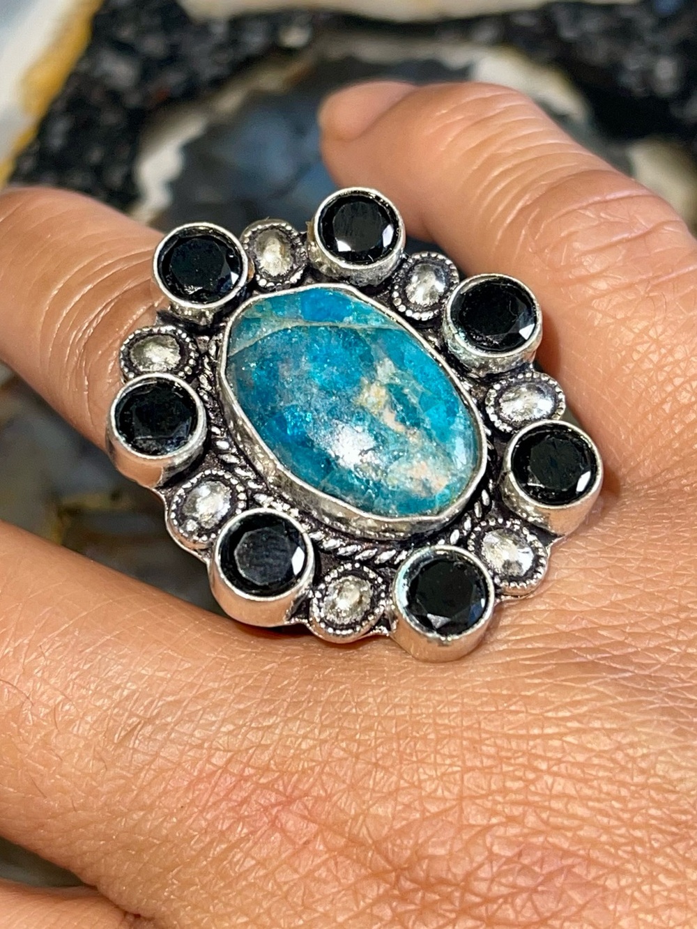 ❌SALE! Cracked Stone ❌Blue Apatite @ Onyx Ring Size 7 1/2